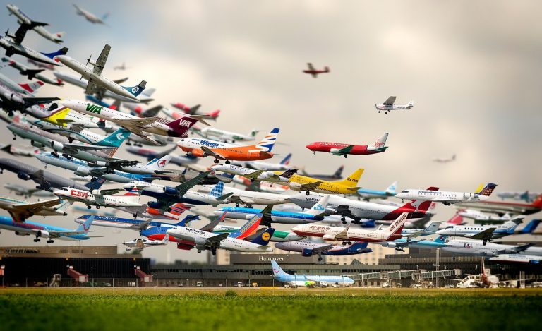 Airports use vulnerable sites