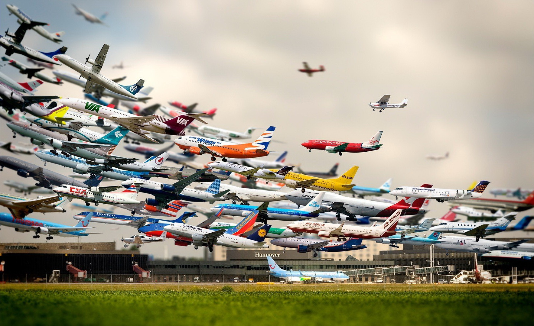 Airports use vulnerable sites