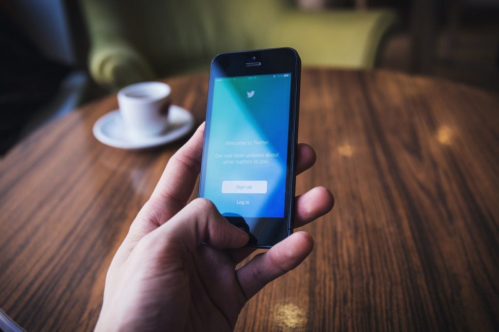 Twitter disabled SMS