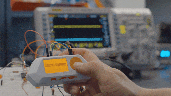 Flipper Zero hits Kickstarter