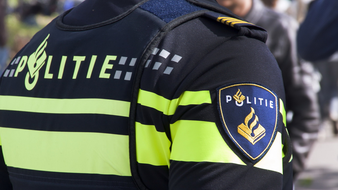 Netherlands police posted warnings