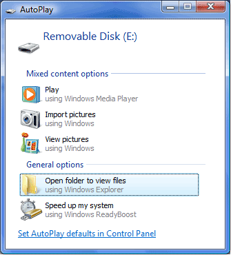 Autorun prompt example showing why removable drives should be handled carefully.